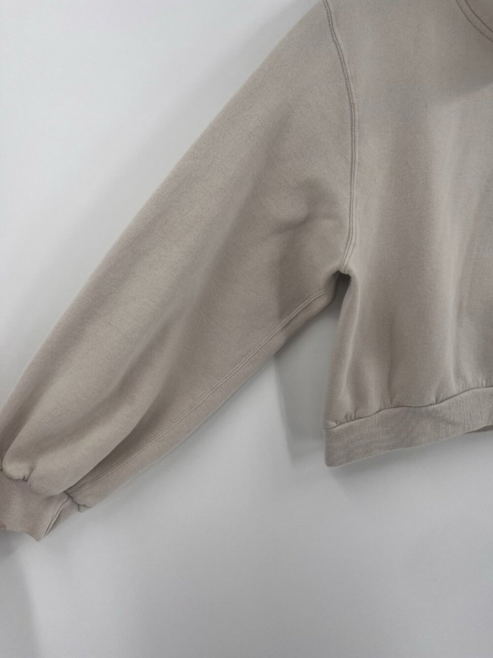 ABERCROMBIE & FITCH Women's Beige High Neck Crop Sweatshirt Small - Picture 2 of 5